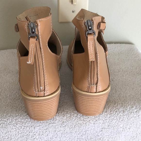 Ankle Strap Boot Shoes - Picture 5 of 7